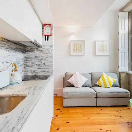 Appartement Guestready - Stylish Haven Near Porto Cathedral Extérieur photo