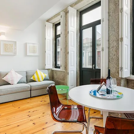 Appartement Guestready - Stylish Haven Near Porto Cathedral Extérieur photo